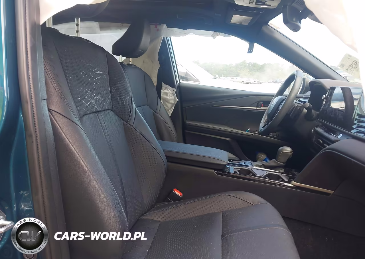 2025 Toyota Camry Xse VIN:4T1DAACK2SU137367 - 5