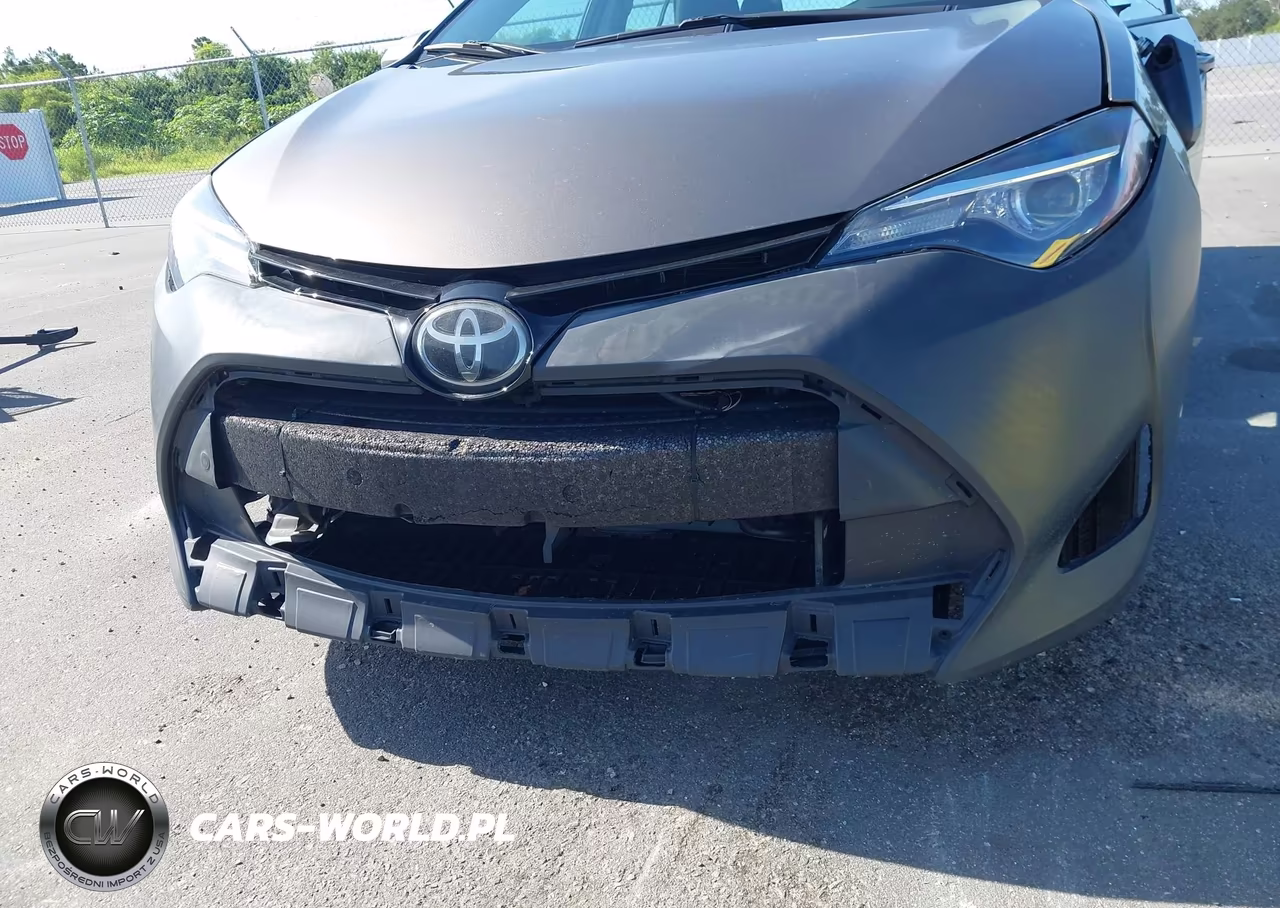 2017 Toyota Corolla Le VIN:2T1BURHE8HC837873 - 17