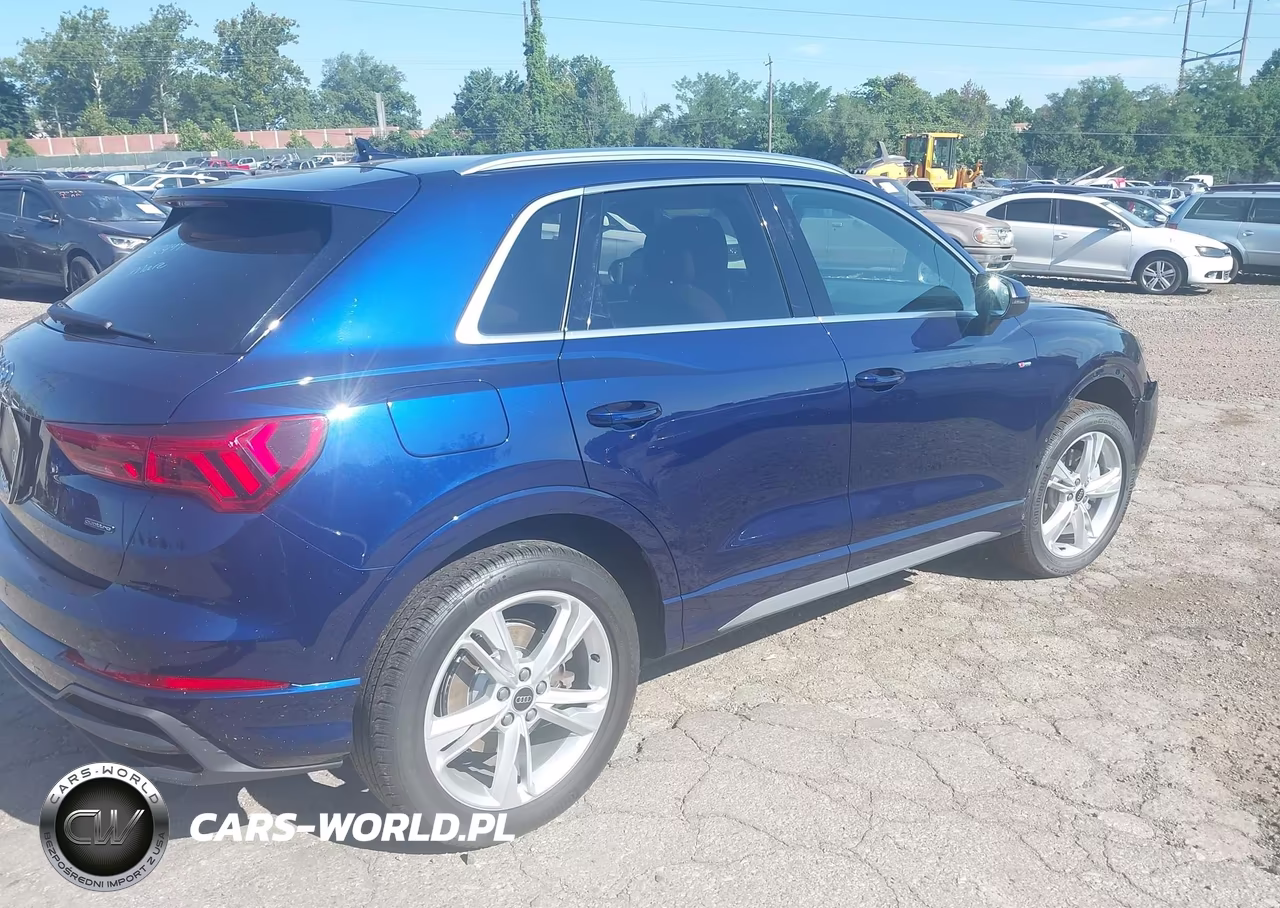 2023 Audi Q3 Premium 45 Tfsi S Line Quattro Tiptronic VIN:WA1DECF38P1122769 - 4
