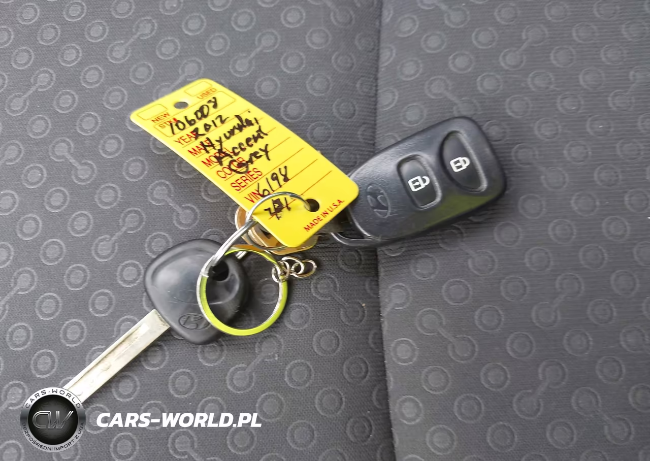 2012 Hyundai Accent Se VIN:KMHCU5AE8CU026198 - 11