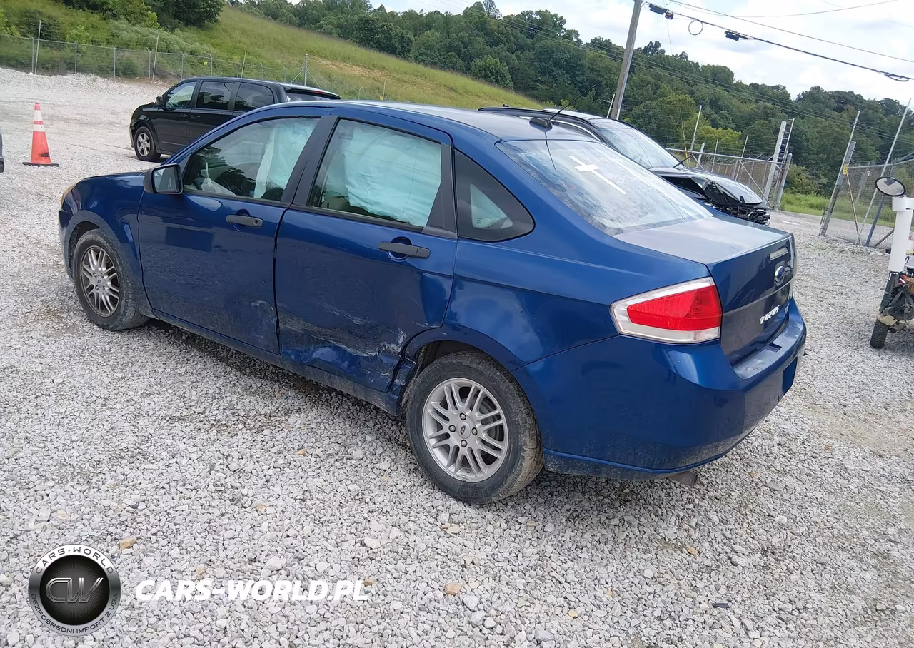 2009 Ford Focus Se VIN:1FAHP35N29W260355 - 3