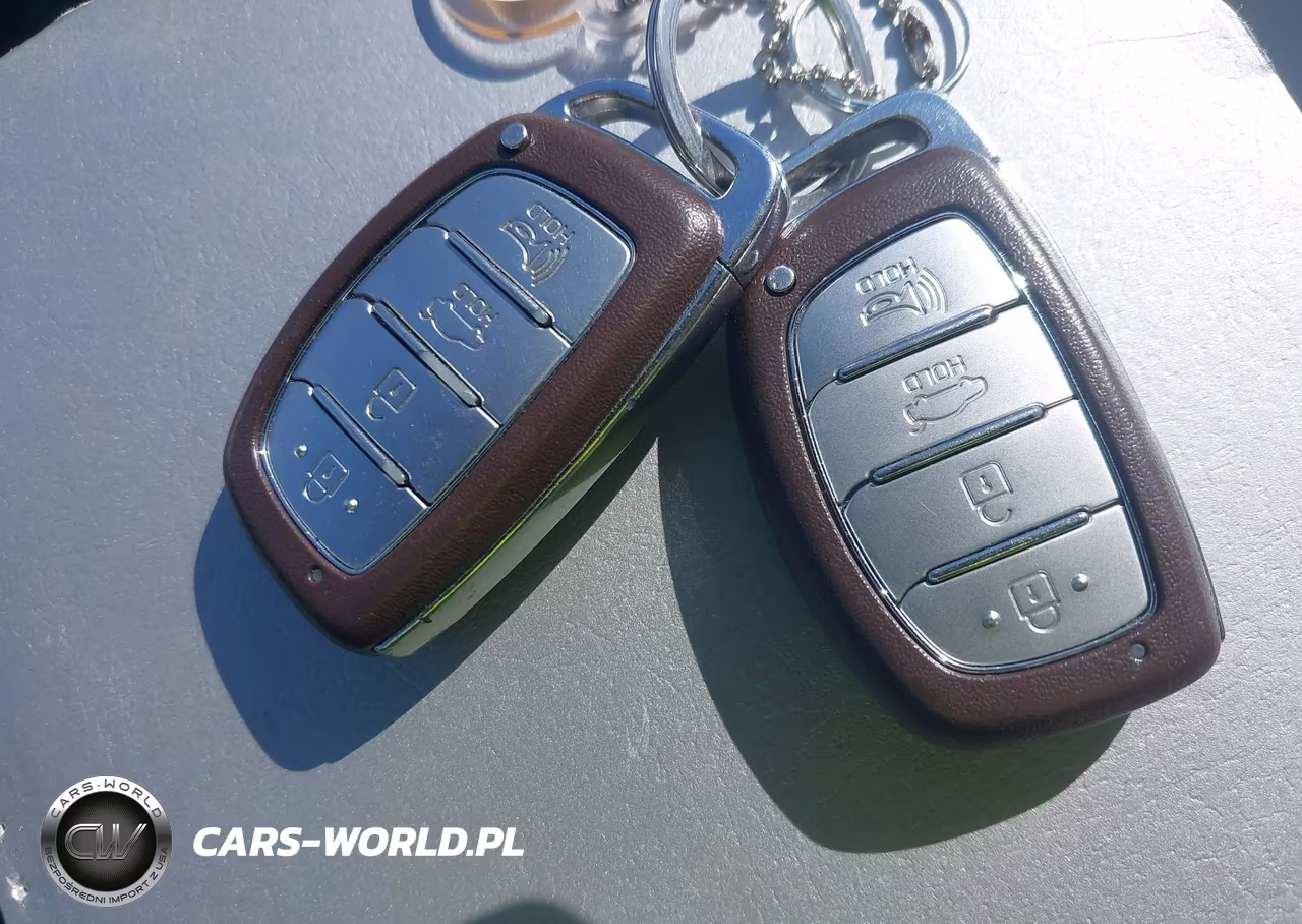 2018 Hyundai Sonata Sport VIN:5NPE34AF7JH632117 - 11