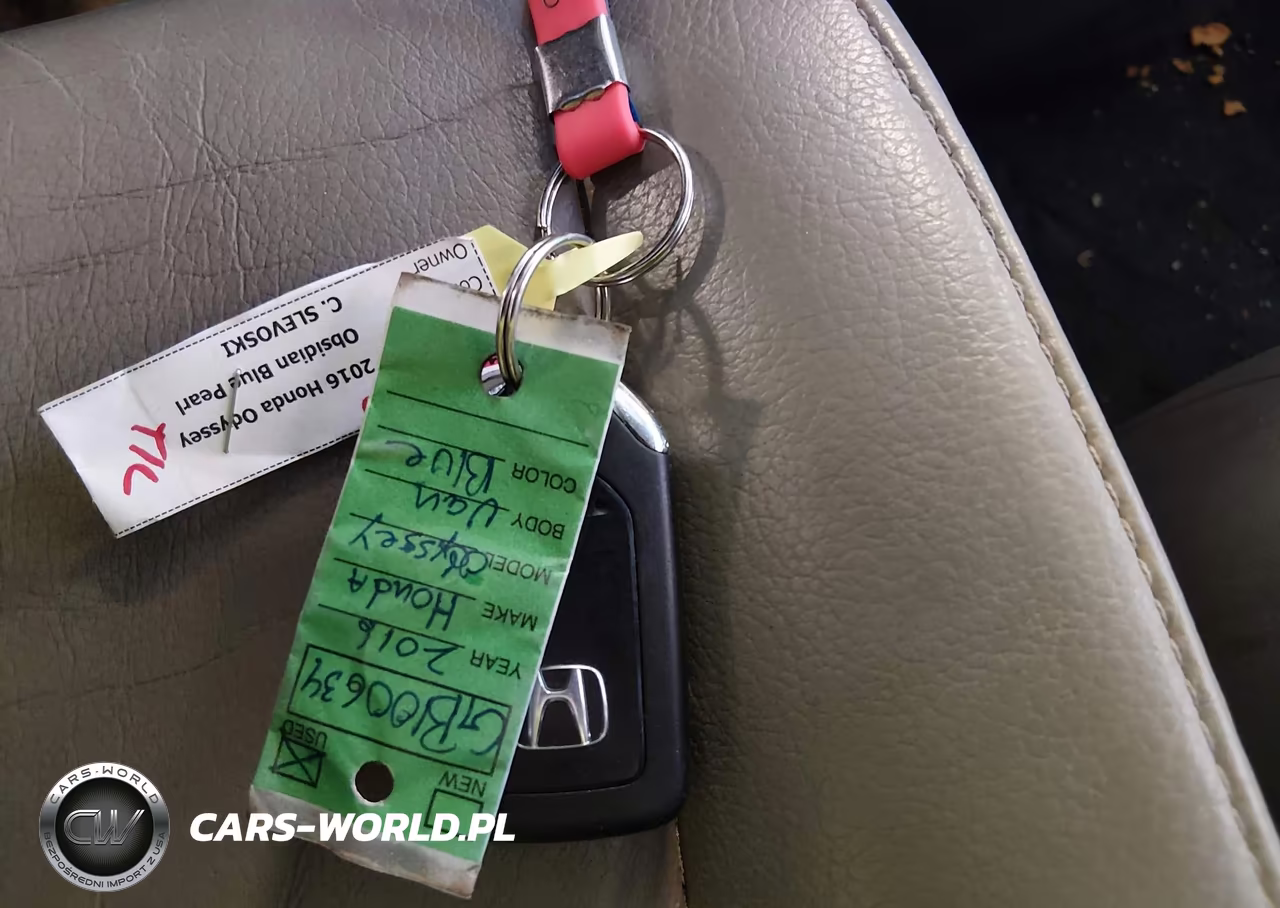 2016 Honda Odyssey Ex-L VIN:5FNRL5H62GB100634 - 11