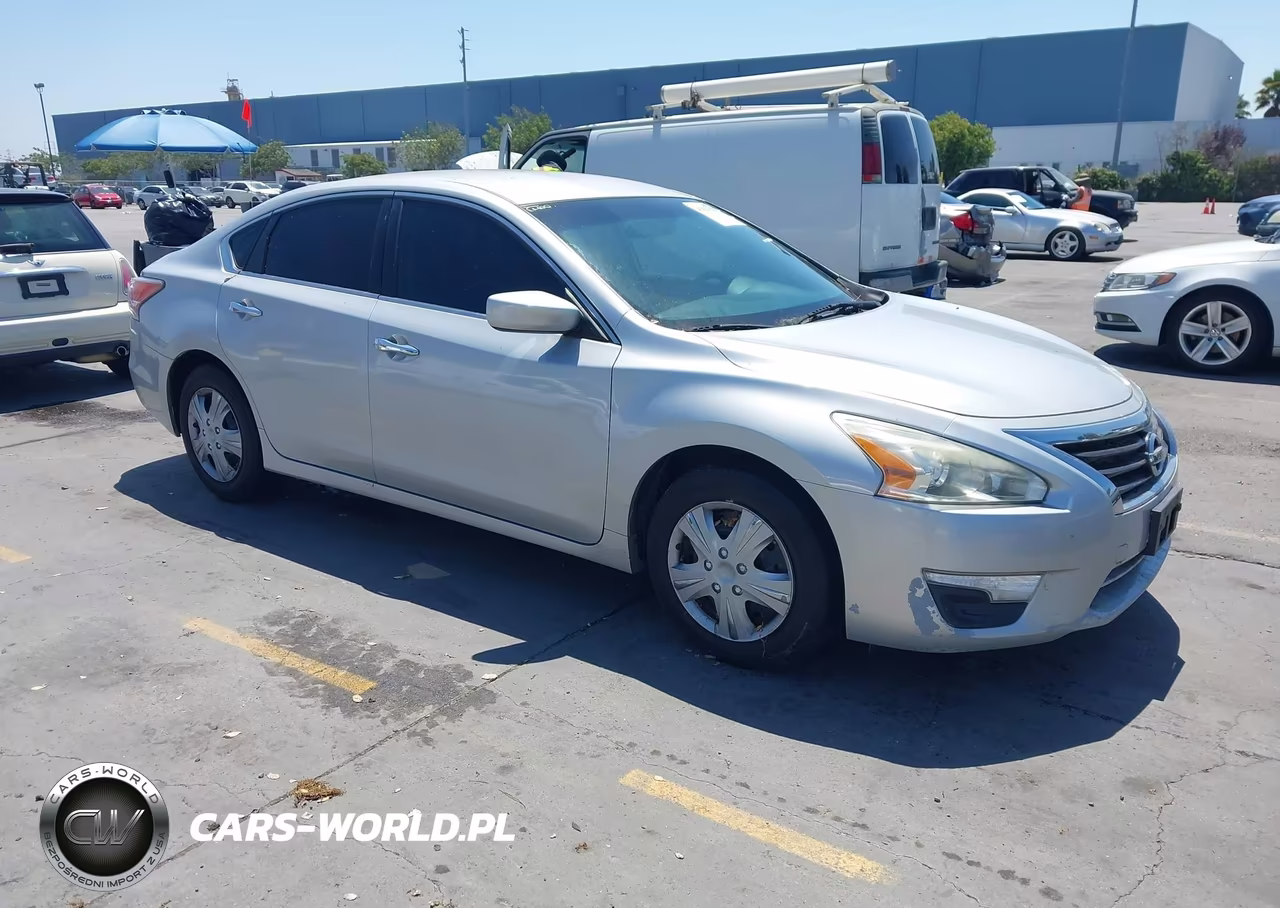 2015 Nissan Altima 2.5-2.5 S-2.5 Sl-2.5 Sv – zdjęcie 1 z 11