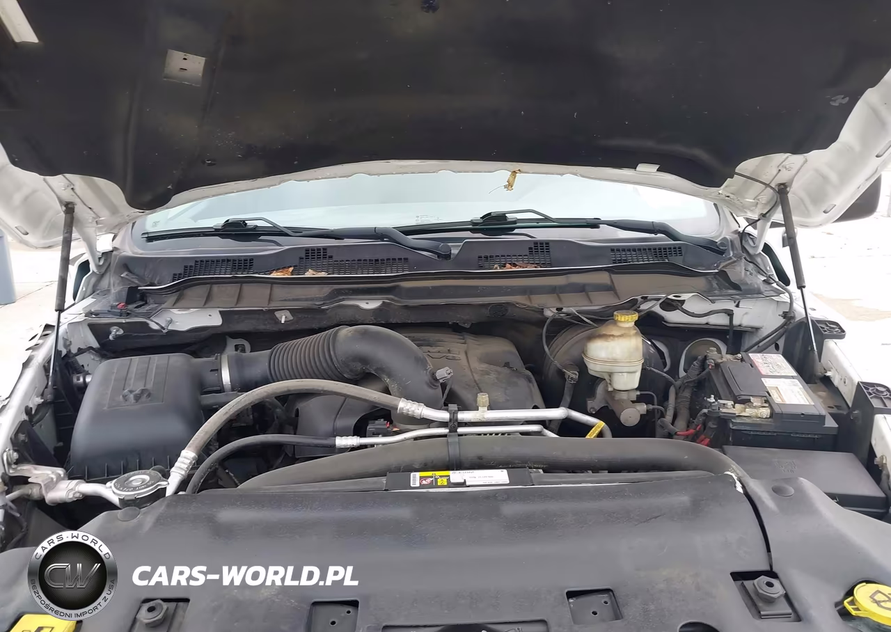 2016 Ram 1500 Tradesman VIN:1C6RR7FT6GS366378 - 10