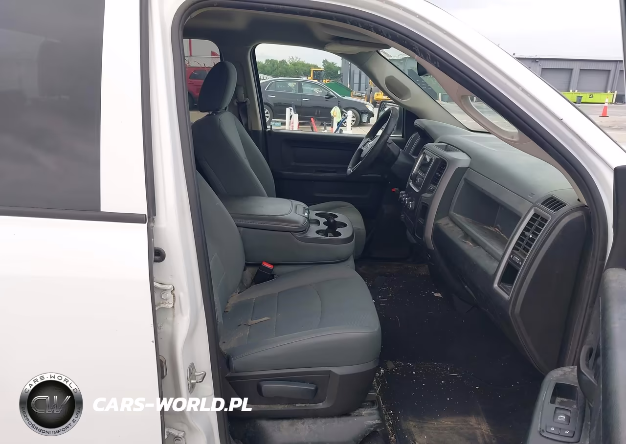 2016 Ram 1500 Tradesman VIN:1C6RR7FT6GS366378 - 5