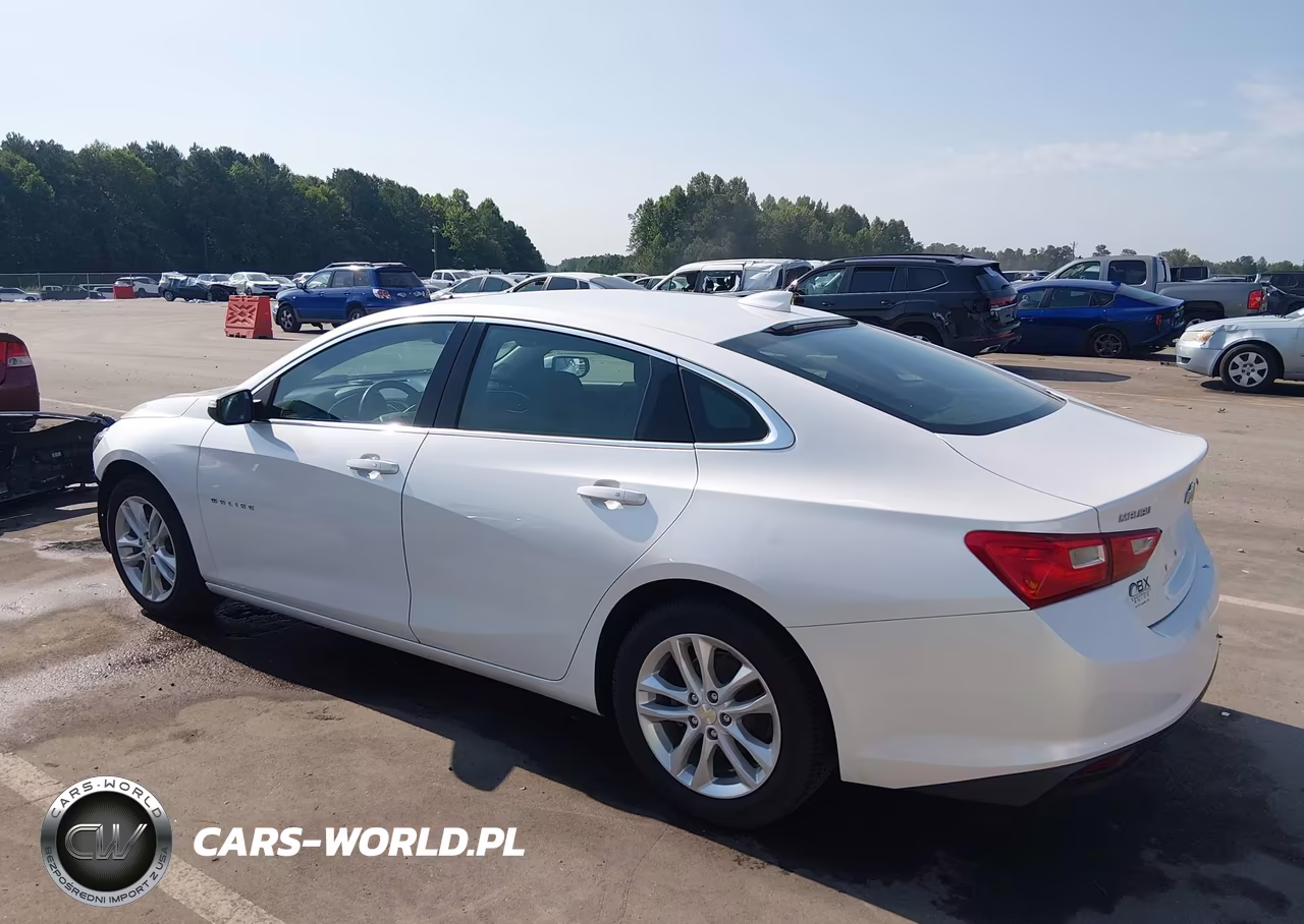 2018 Chevrolet Malibu Lt VIN:1G1ZD5STXJF199226 - 3