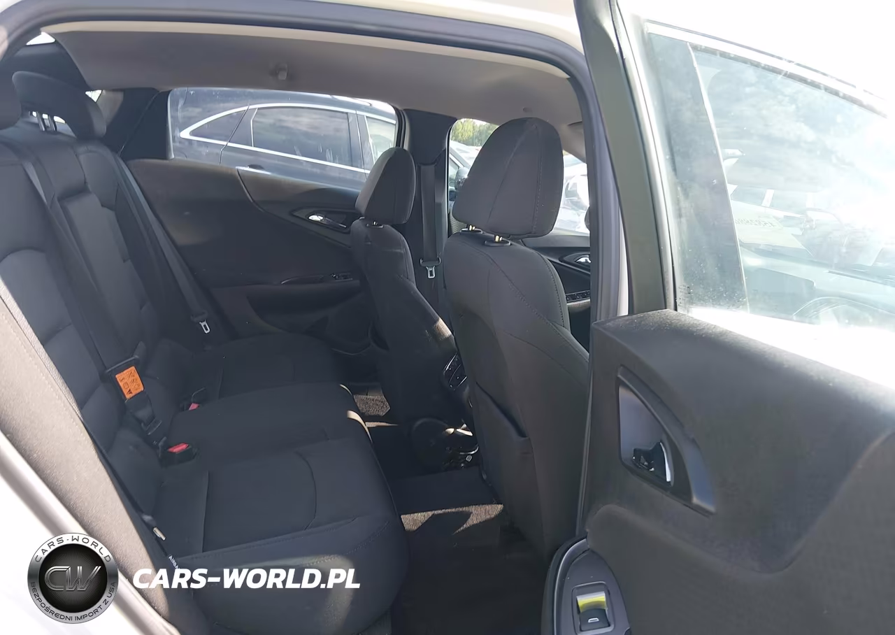 2018 Chevrolet Malibu Lt VIN:1G1ZD5STXJF199226 - 8