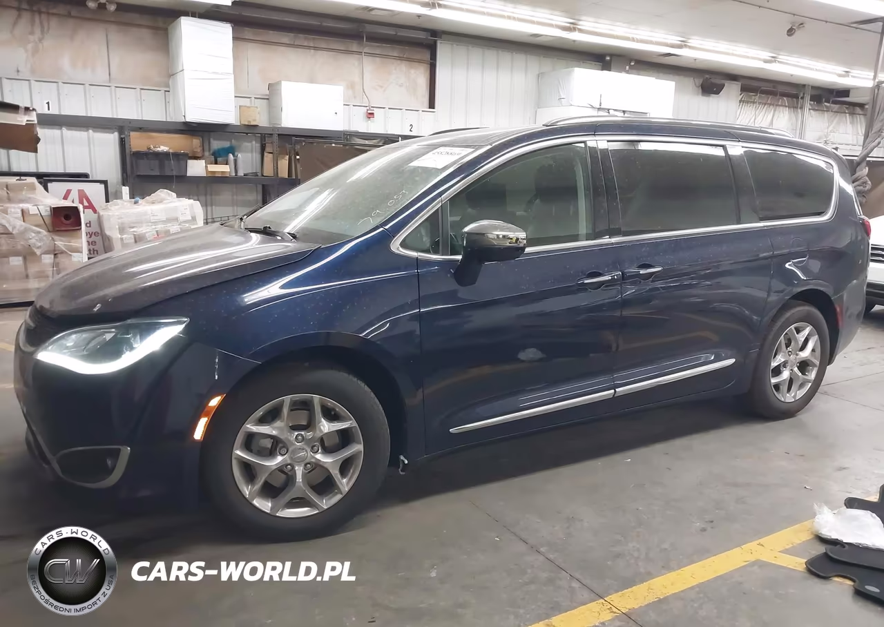 2019 Chrysler Pacifica Limited VIN:2C4RC1GG1KR569780 - 14
