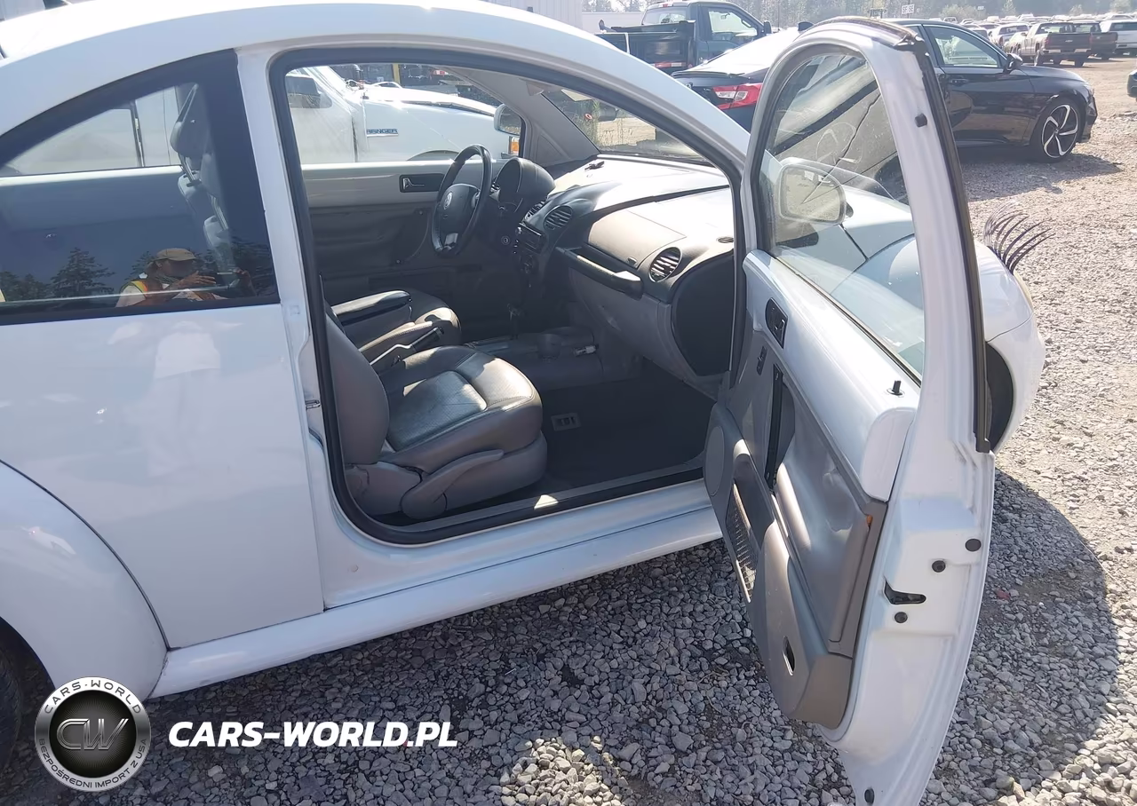 2000 Volkswagen New Beetle Gls VIN:3VWCA21C4YM484954 - 5