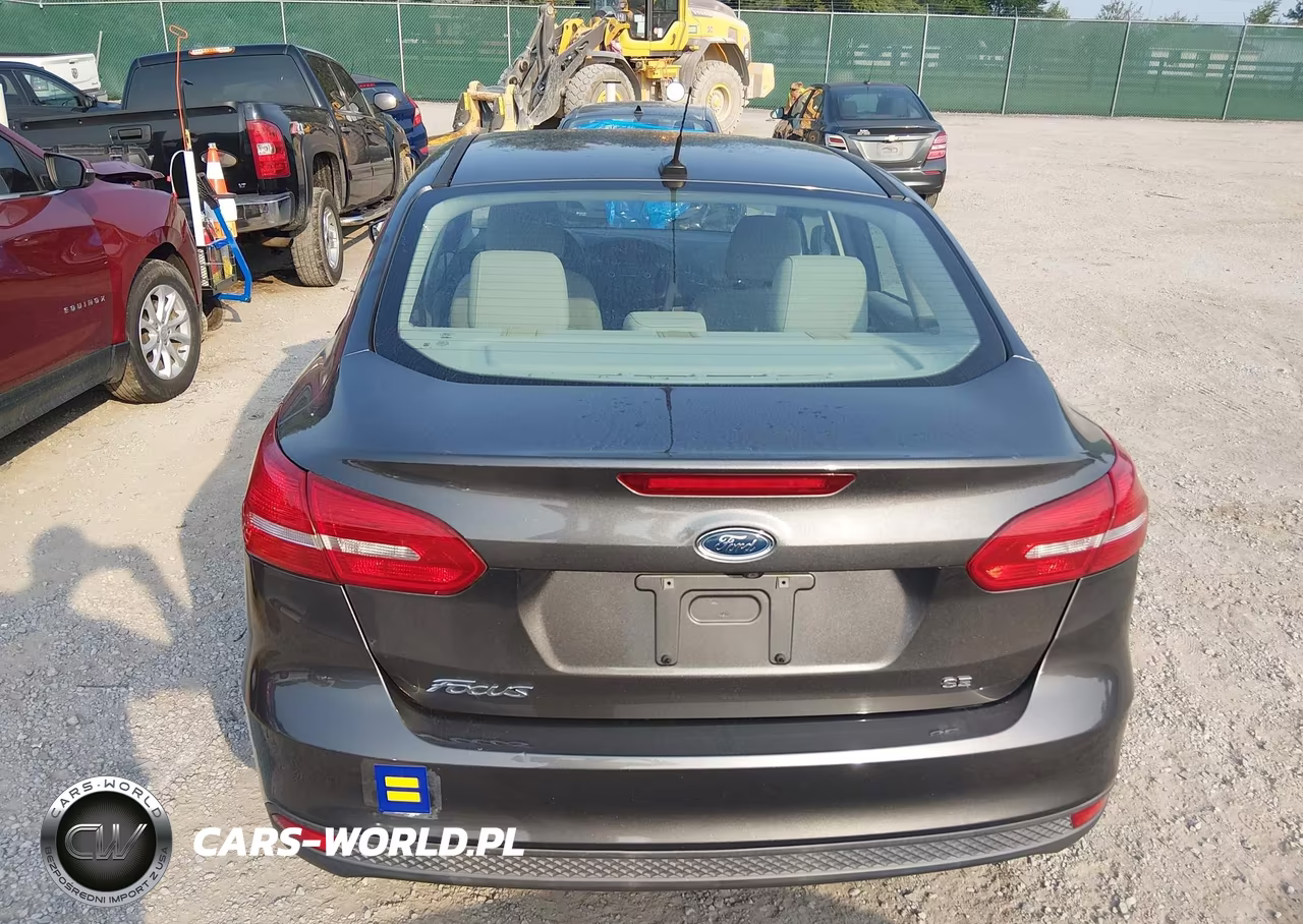 2015 Ford Focus Se VIN:1FADP3F25FL290076 - 13