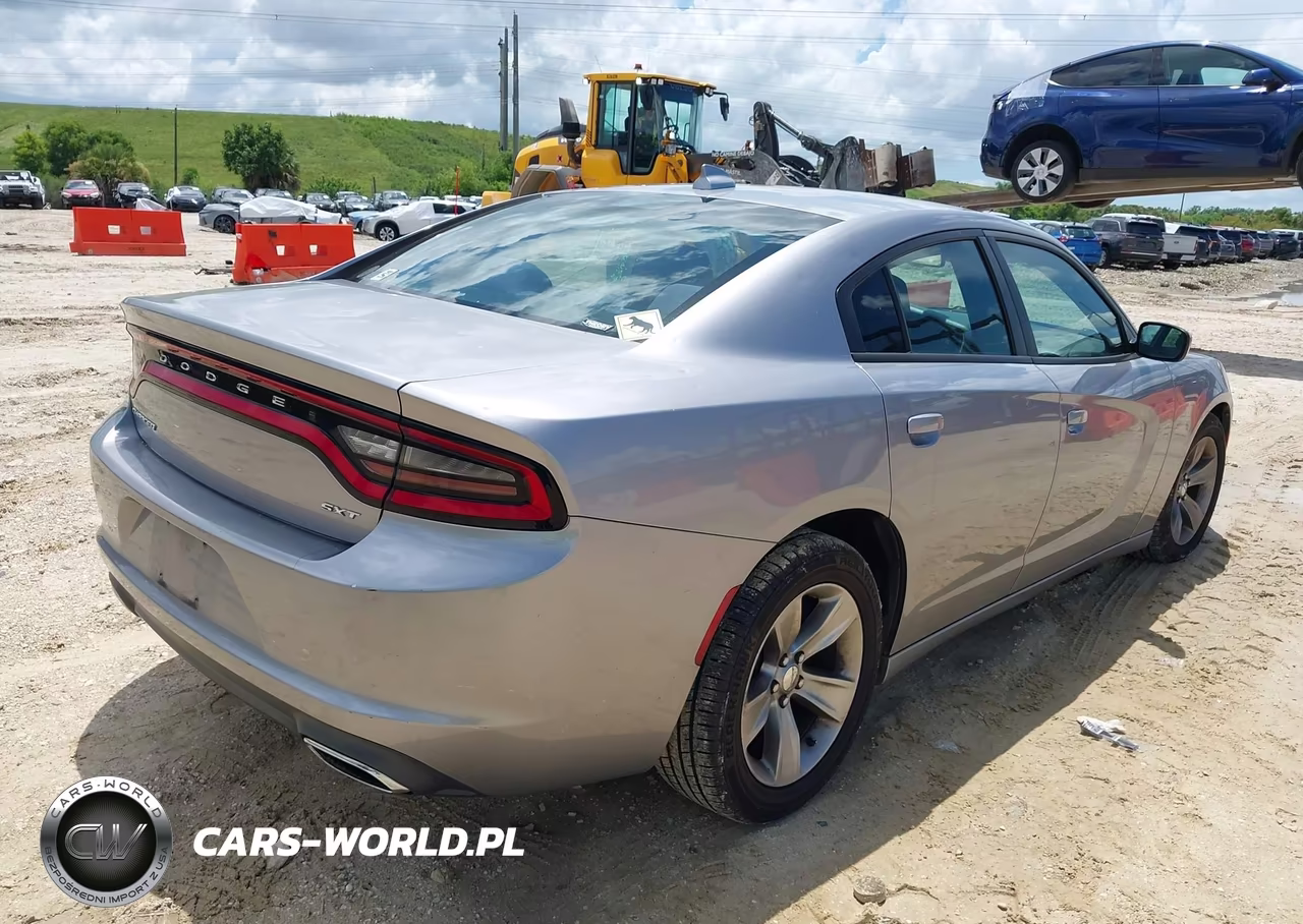 2017 Dodge Charger Sxt Rwd VIN:2C3CDXHG8HH569315 - 4