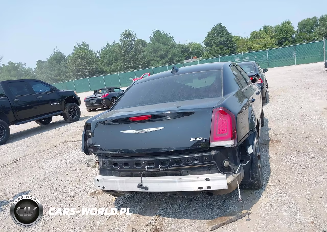 2016 Chrysler 300 300S VIN:2C3CCAGGXGH136336 - 17