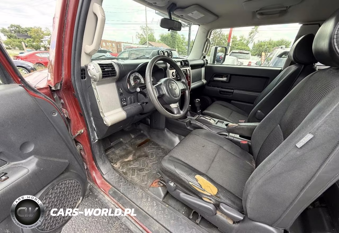 2008 Toyota Fj Cruiser VIN:JTEBU11F68K030590 - 5