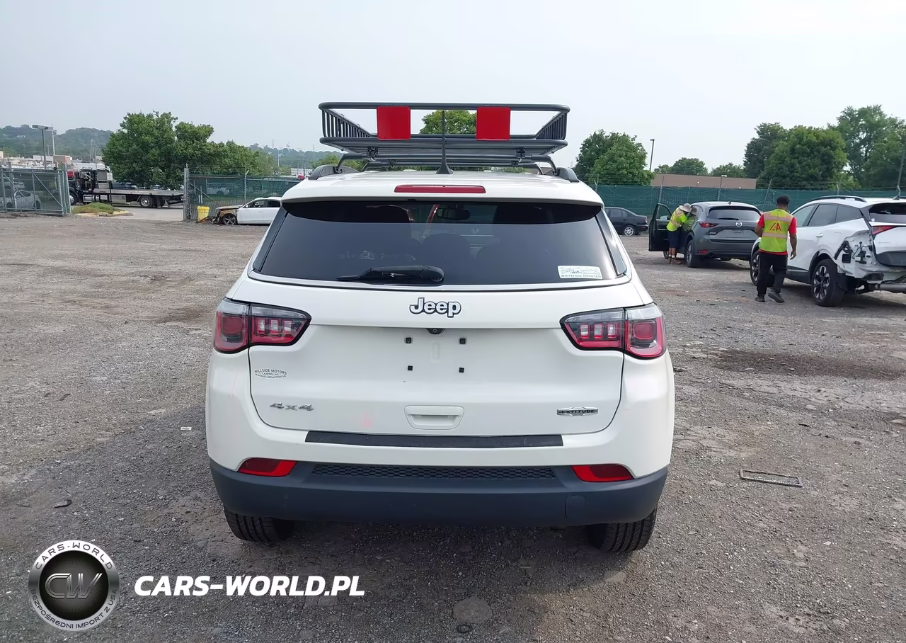 2020 Jeep Compass Latitude 4X4 VIN:3C4NJDBB6LT149402 - 17