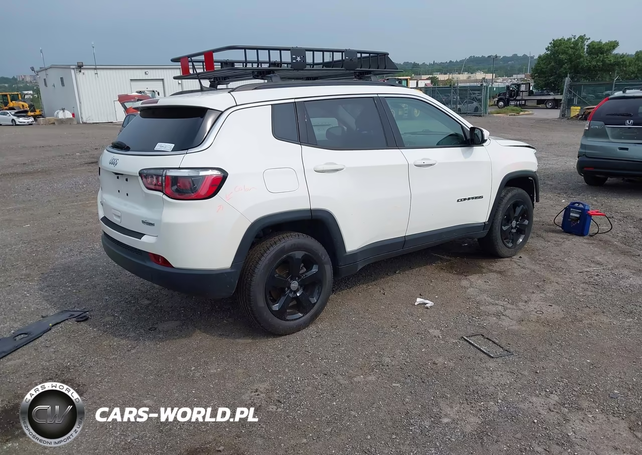 2020 Jeep Compass Latitude 4X4 VIN:3C4NJDBB6LT149402 - 4