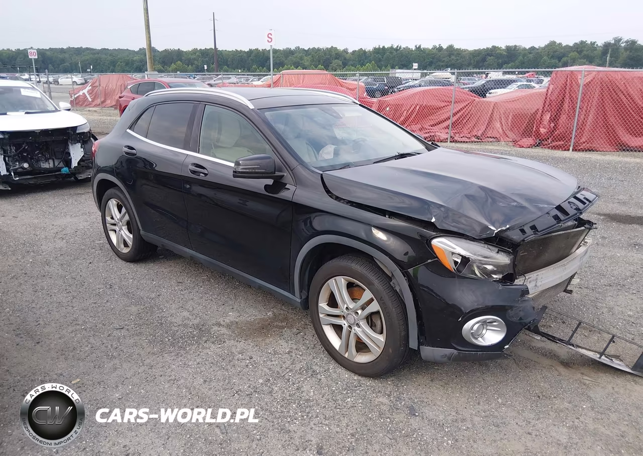 2018 Mercedes-Benz Gla 250 4Matic – zdjęcie 1 z 16