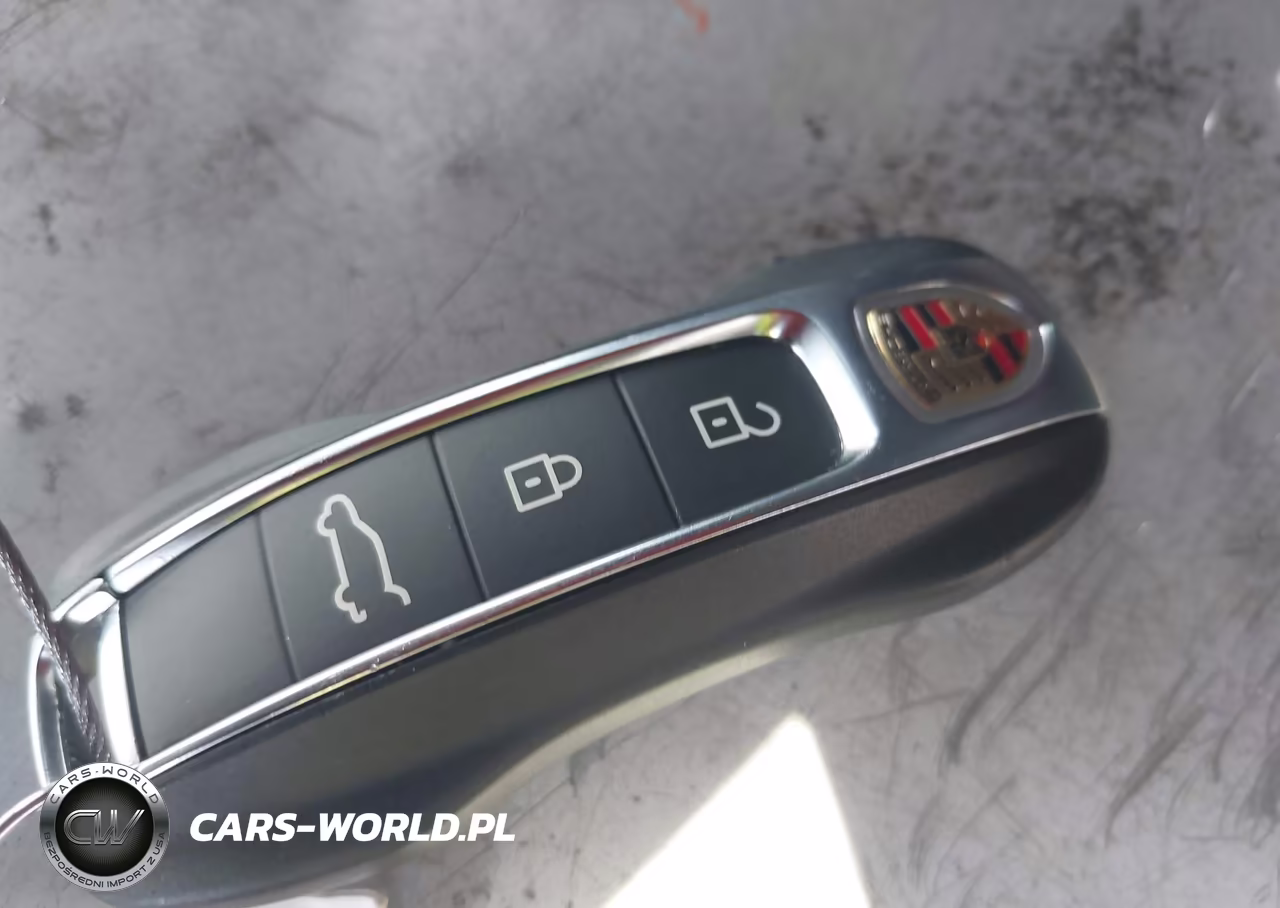 2025 Porsche Cayenne VIN:WP1AA2AY8SDA02266 - 11