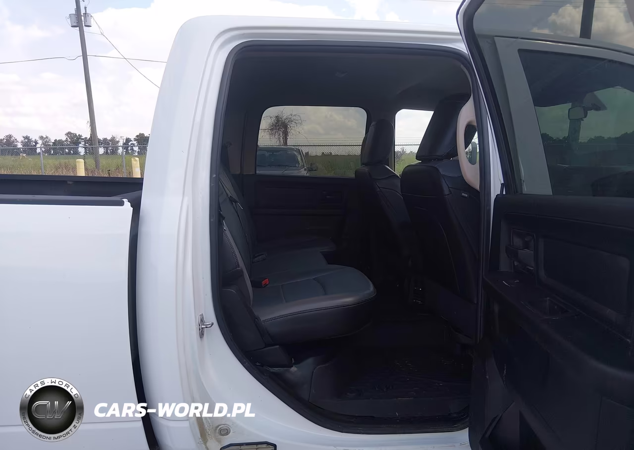 2020 Ram 2500 Tradesman 4X4 6'4 Box VIN:3C6TR5CJ0LG243321 - 8