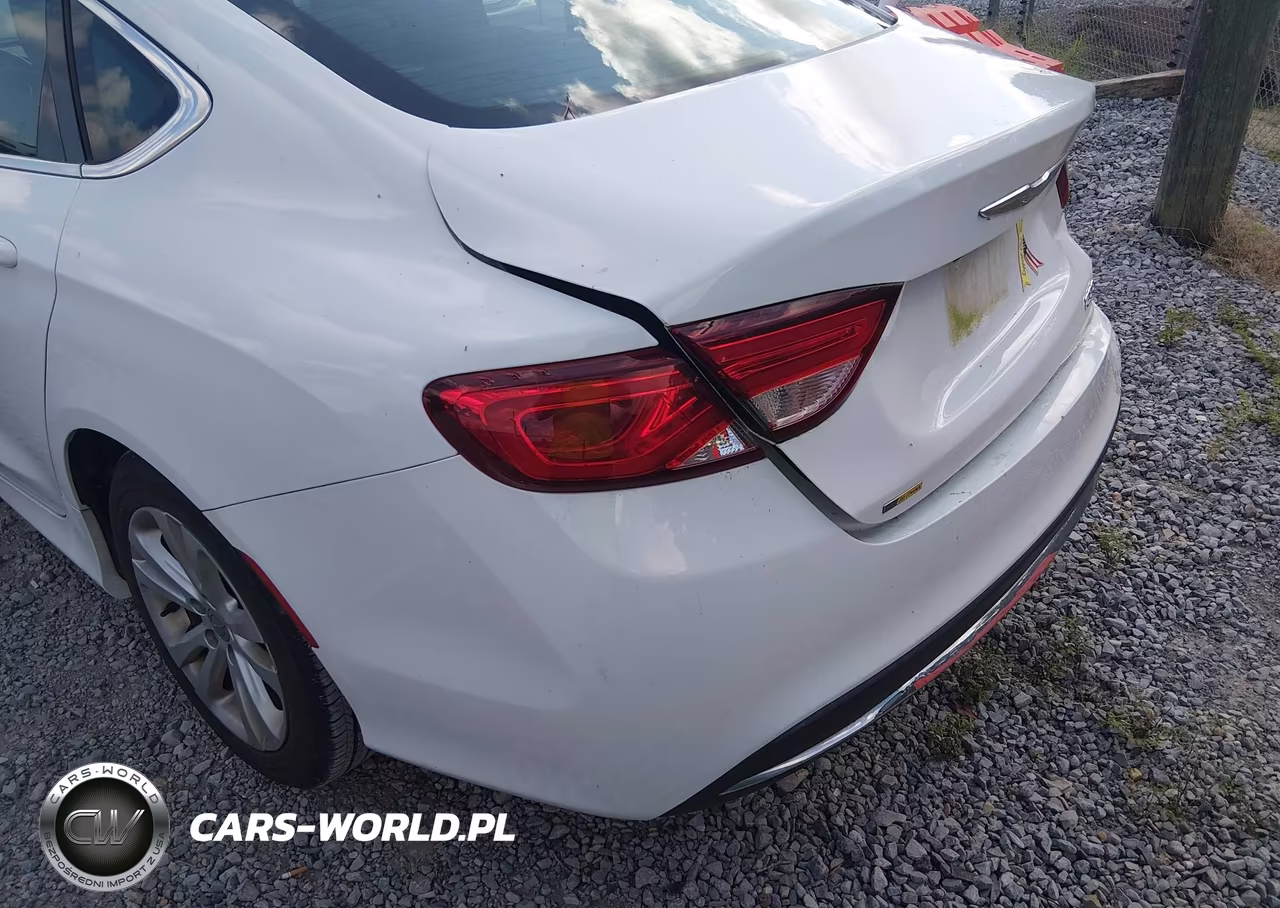 2015 Chrysler 200 Limited VIN:1C3CCCAB7FN679268 - 13