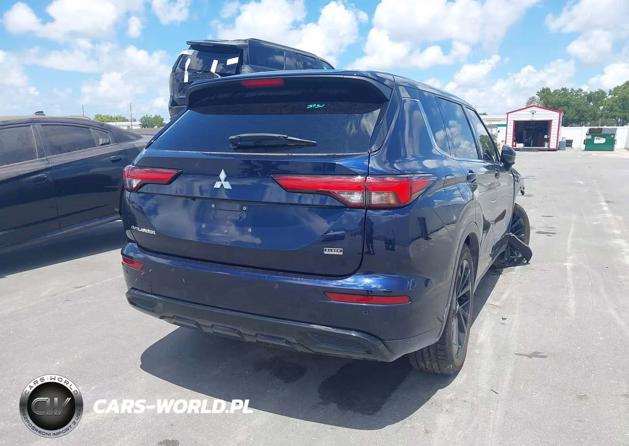 2022 Mitsubishi Outlander Black Edition 2Wd-Se 2.5 2Wd-Se Launch Edition 2Wd VIN:JA4J3UA86NZ059171 - 4