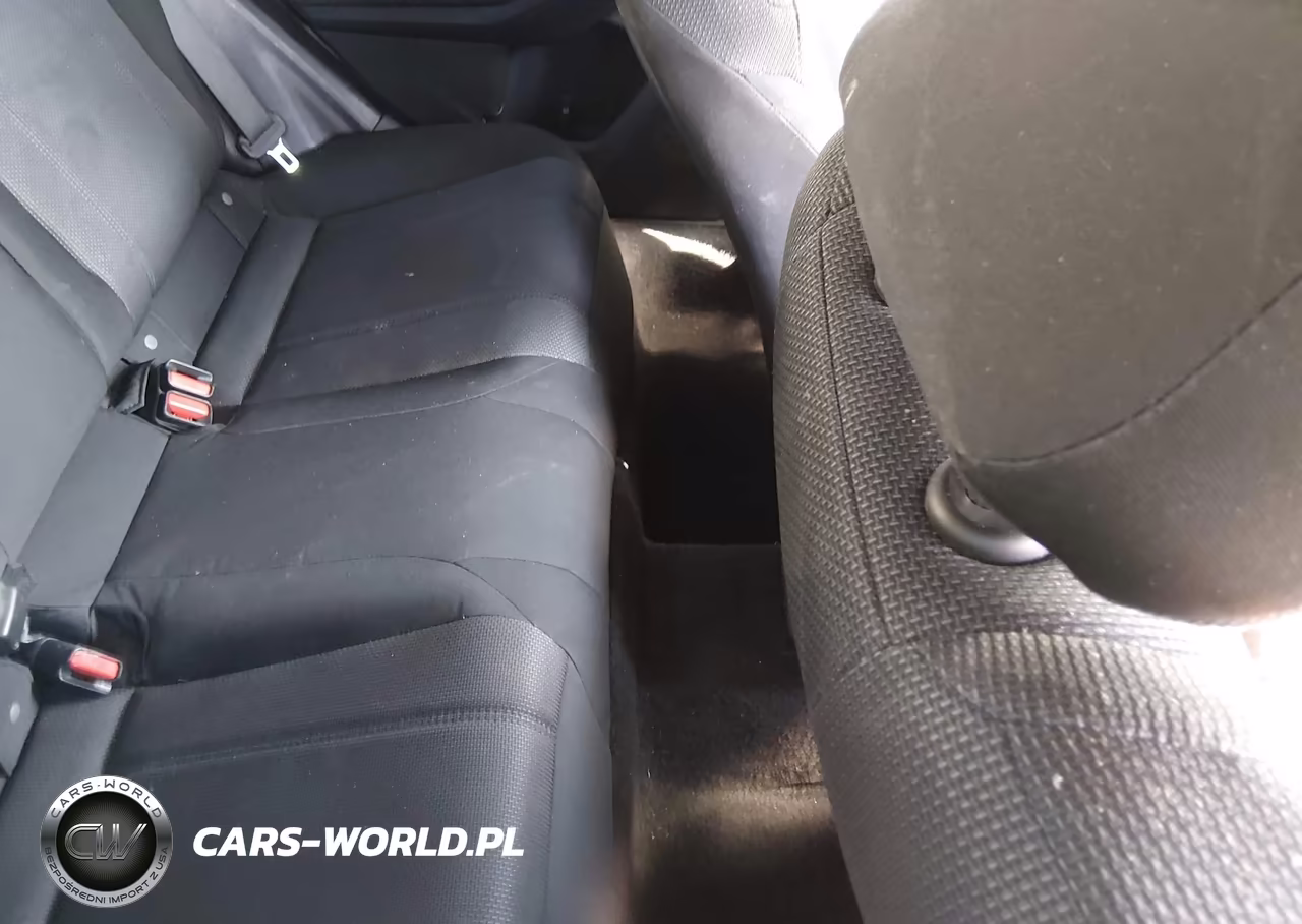 2017 Subaru Impreza 2.0I Premium VIN:4S3GTAD62H3736569 - 8