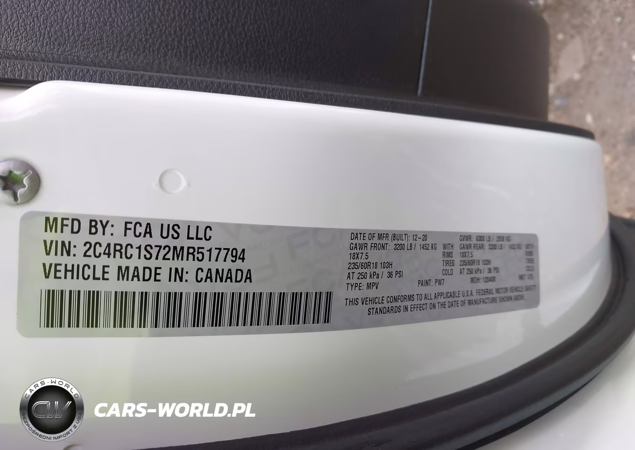 2021 Chrysler Pacifica Hybrid Limited VIN:2C4RC1S72MR517794 - 9