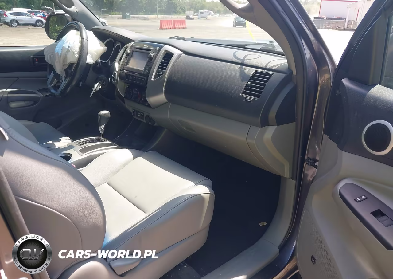 2013 Toyota Tacoma Base V6 VIN:3TMLU4EN1DM112242 - 5