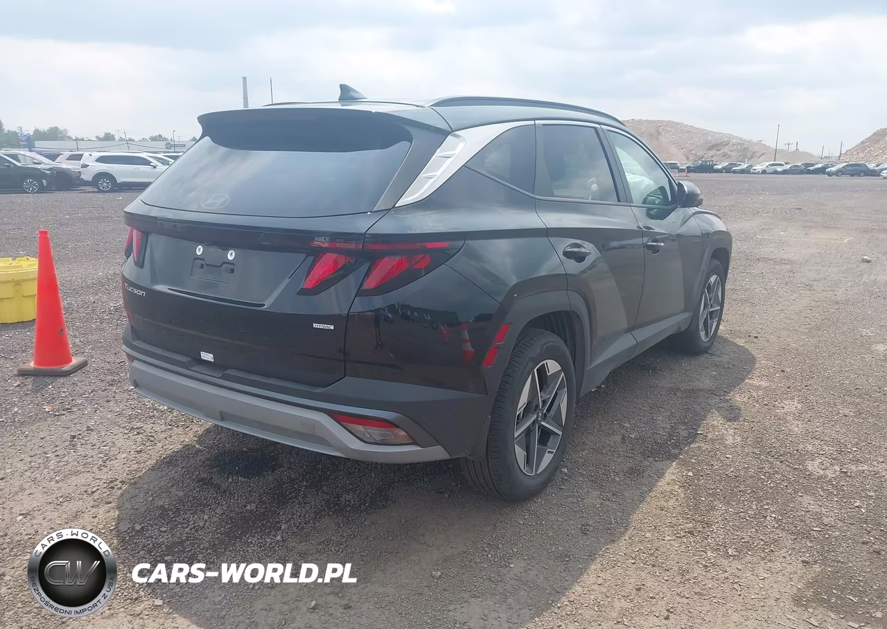 2025 Hyundai Tucson Sel VIN:3KMJBCDE7SE018735 - 4