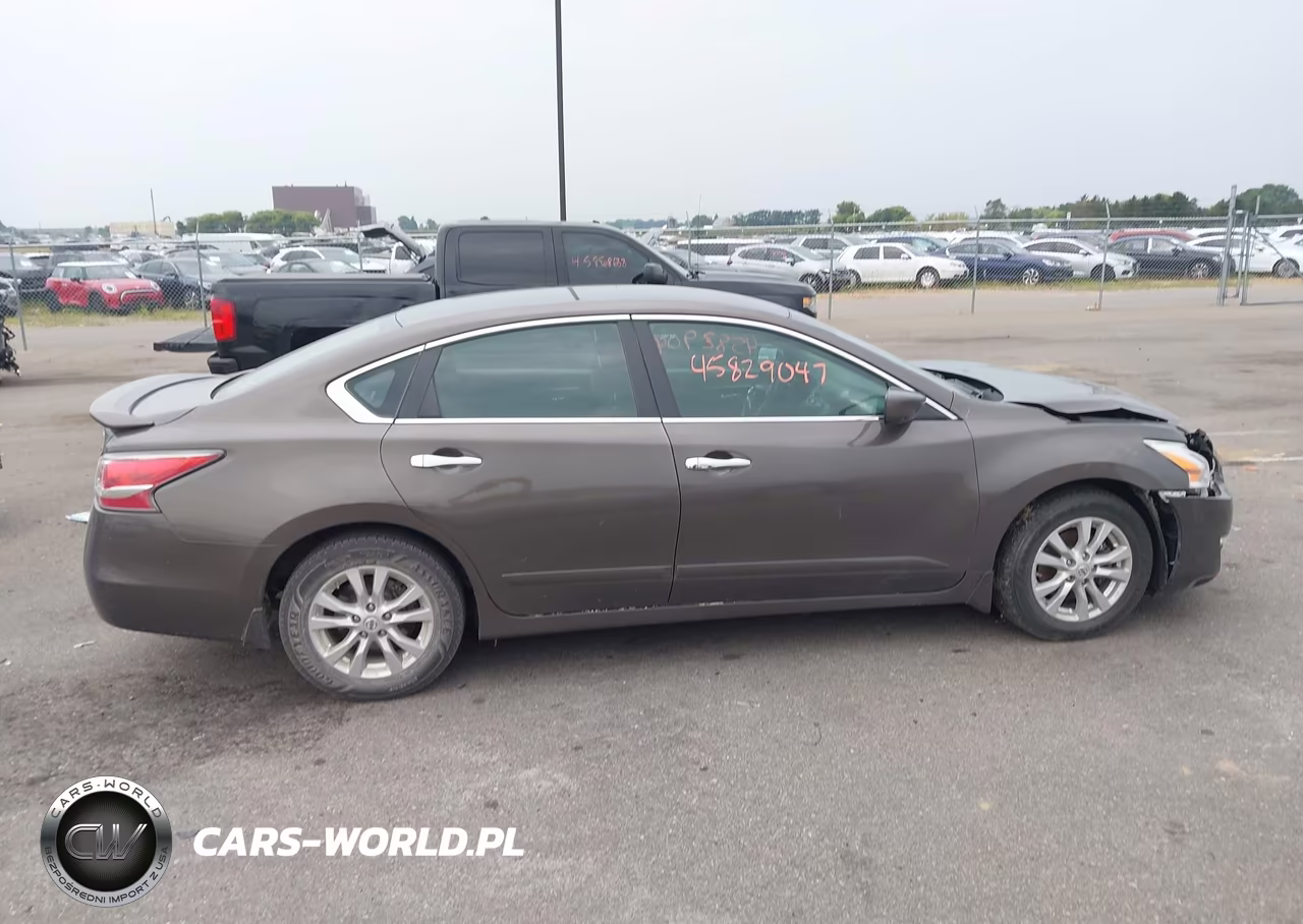 2014 Nissan Altima 2.5 S VIN:1N4AL3AP4EN239155 - 14