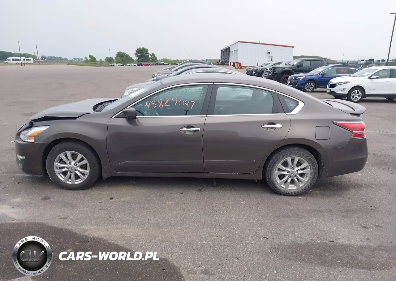 2014 Nissan Altima 2.5 S VIN:1N4AL3AP4EN239155 - 15
