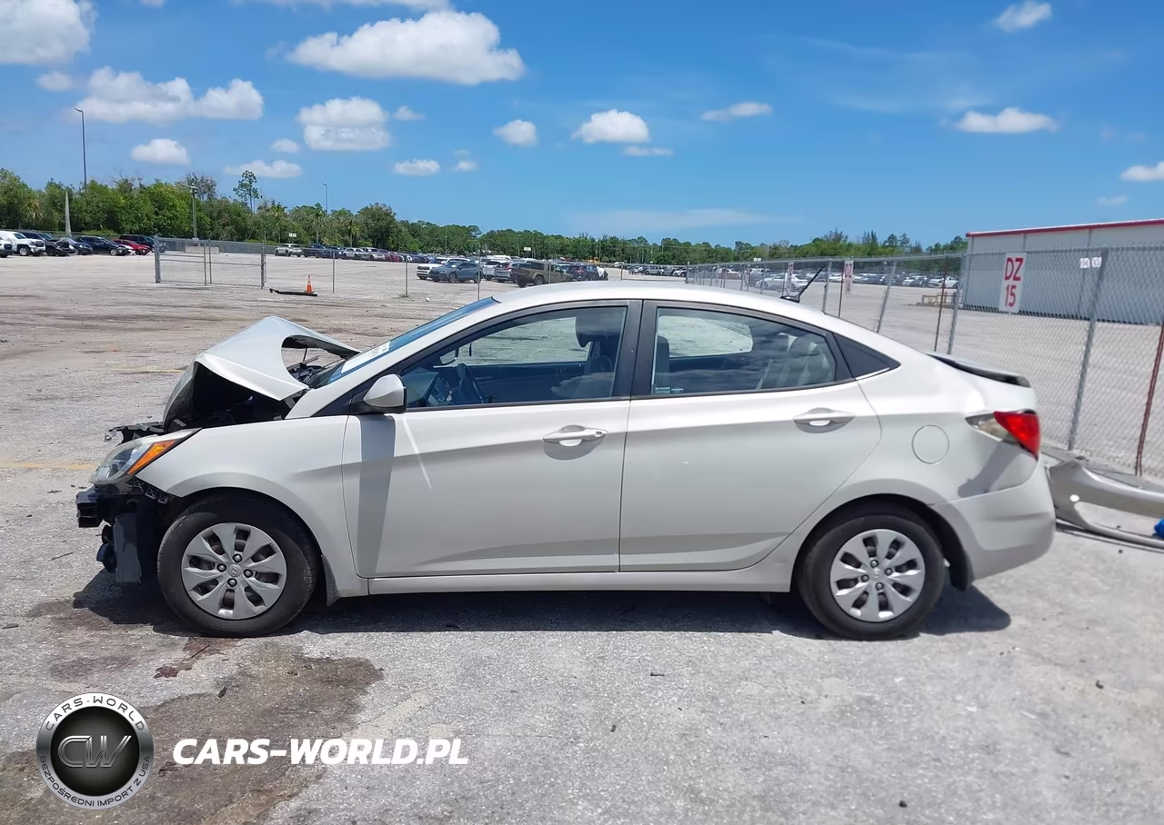 2015 Hyundai Accent Gls VIN:KMHCT4AE5FU867042 - 15