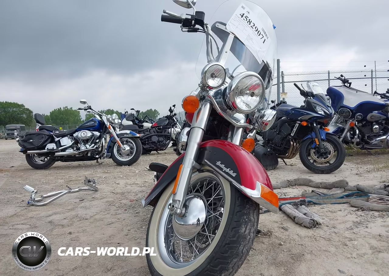 2012 Harley-Davidson Flstc Heritage Softail Classic VIN:1HD1BWV15CB014308 - 5