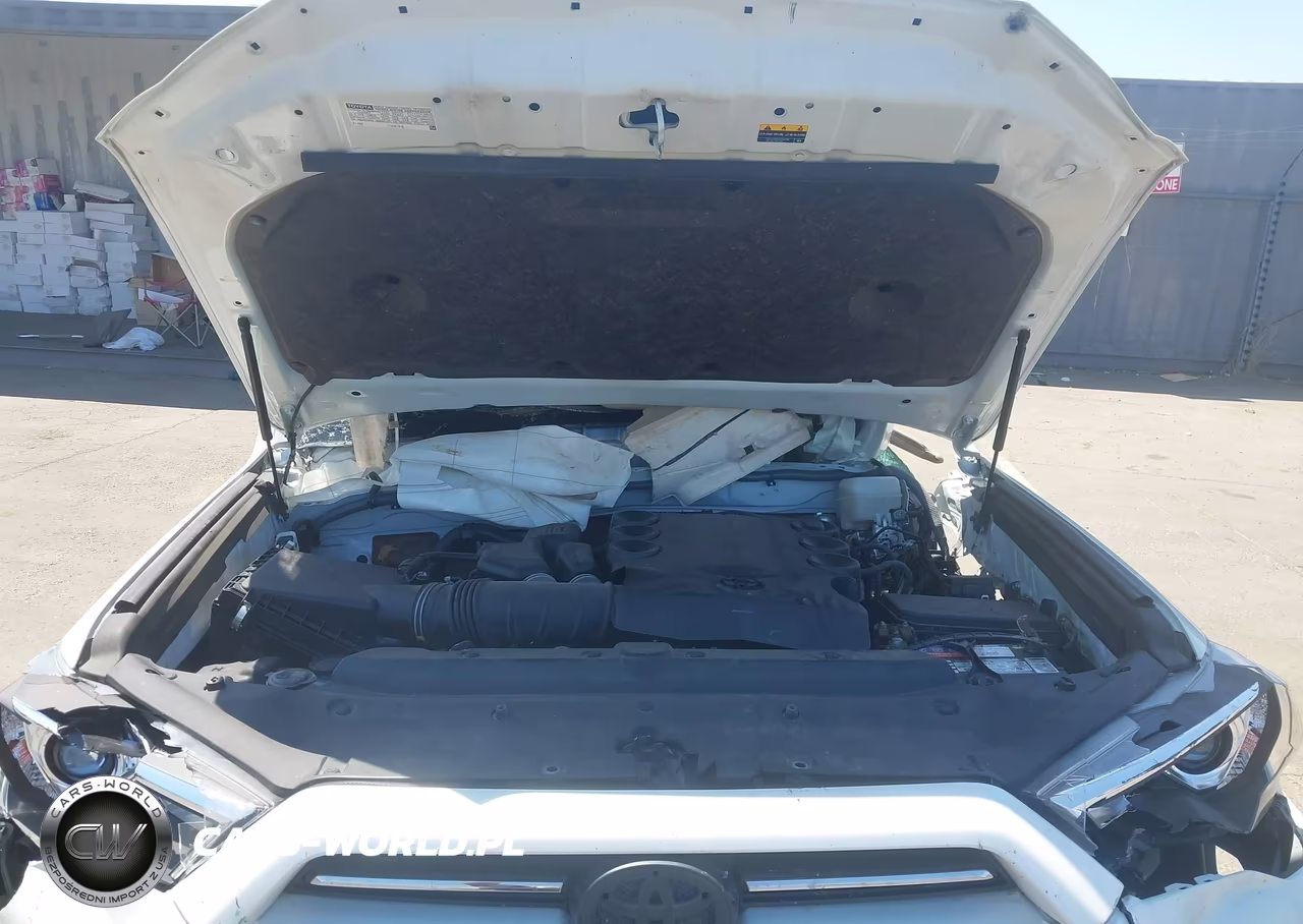 2022 Toyota 4Runner Limited VIN:JTEKU5JR9N6023669 - 10