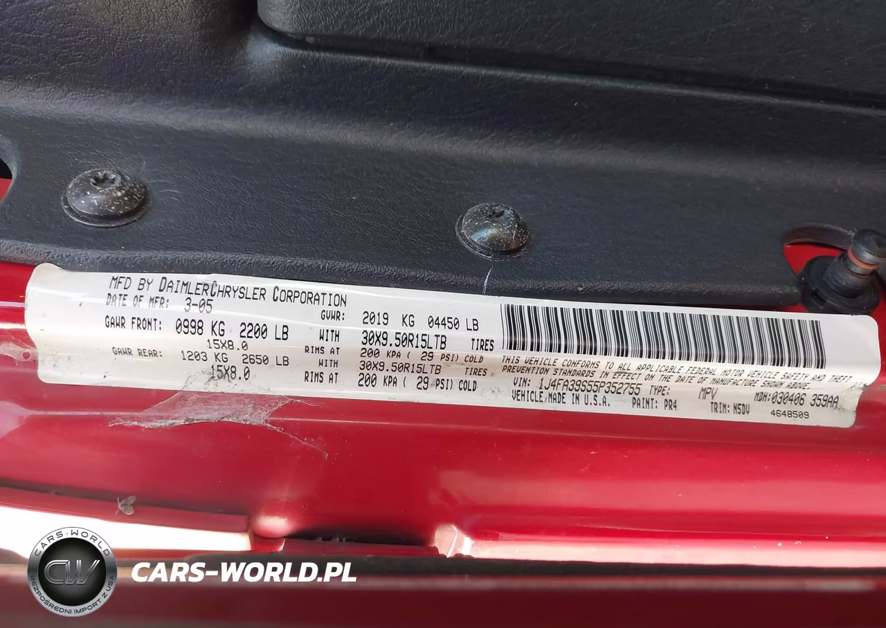 2005 Jeep Wrangler X VIN:1J4FA39S55P352755 - 9