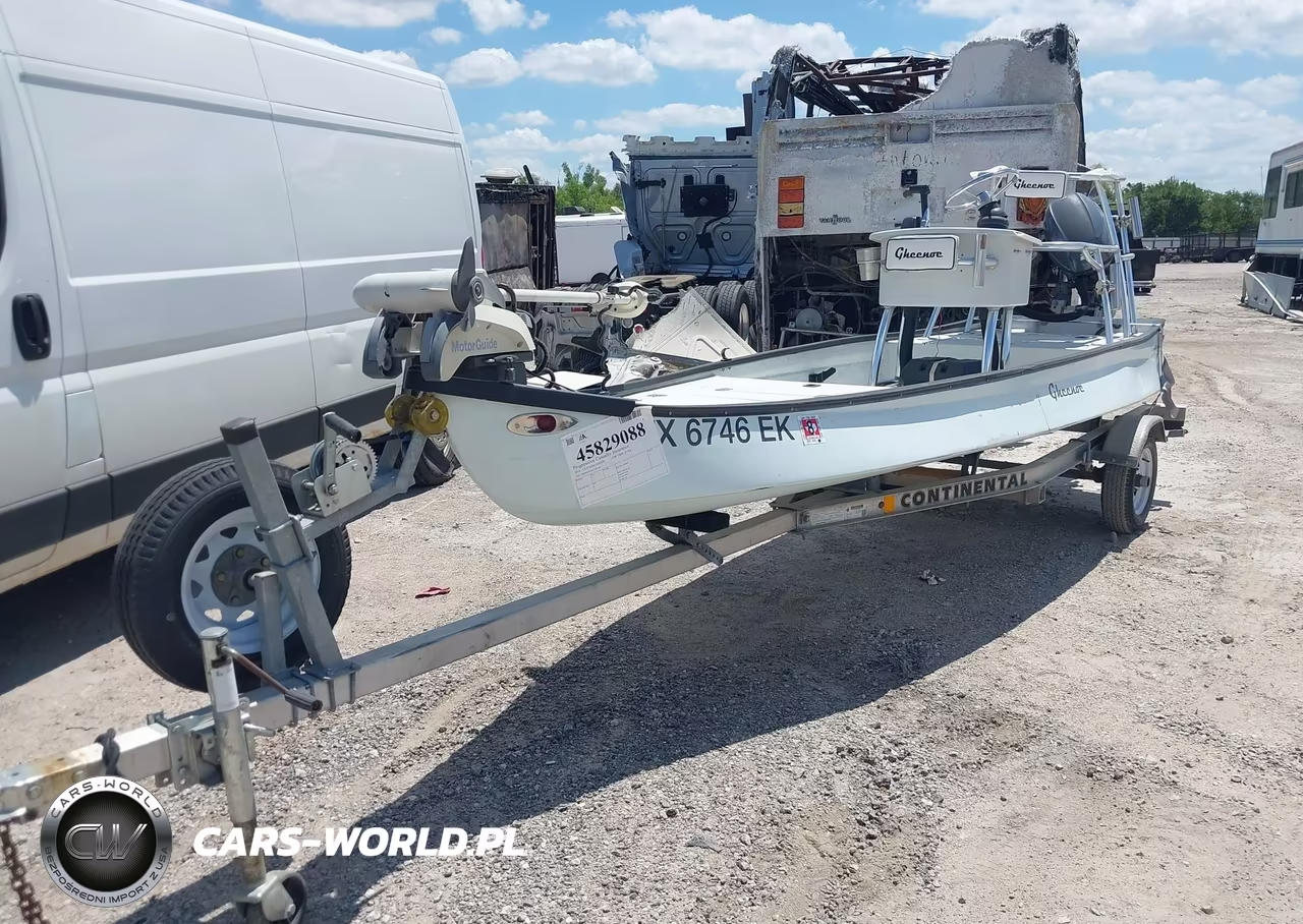 2018 Unlimited Glassworks Low Tide 25 Raptor VIN:UGW51376J718 - 2