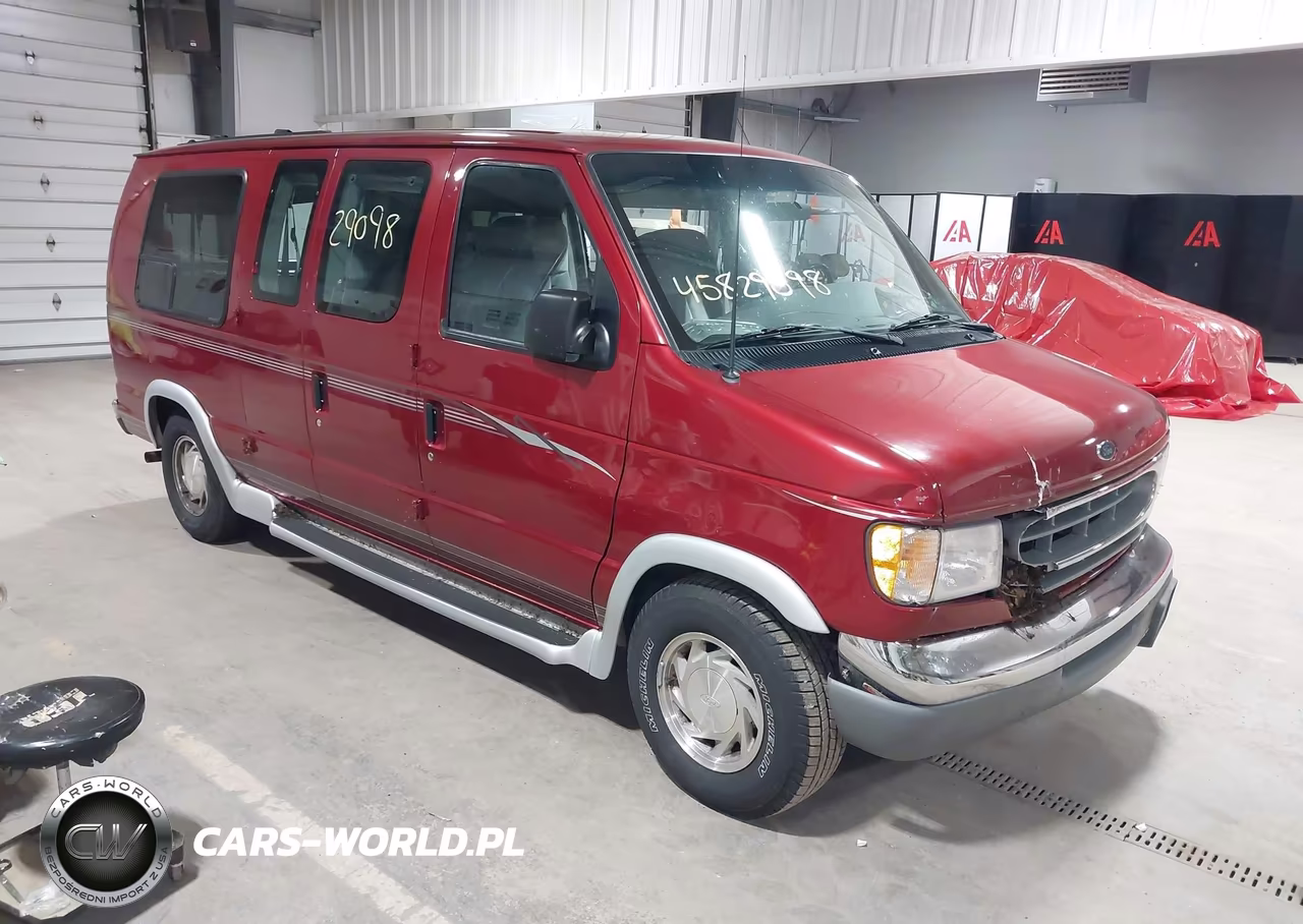 2000 Ford E-150 Recreational