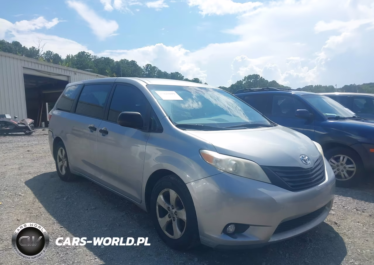 2015 Toyota Sienna L 7 Passenger VIN:5TDZK3DC7FS660579 - 13
