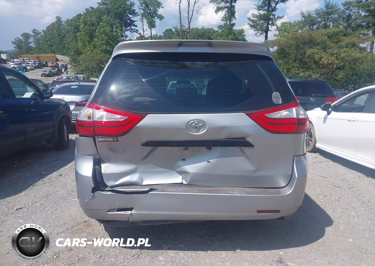 2015 Toyota Sienna L 7 Passenger VIN:5TDZK3DC7FS660579 - 16