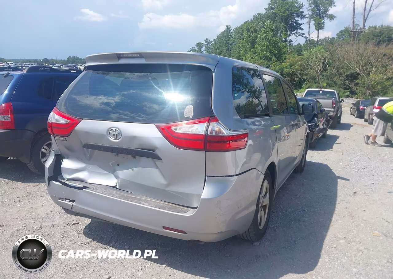 2015 Toyota Sienna L 7 Passenger VIN:5TDZK3DC7FS660579 - 4