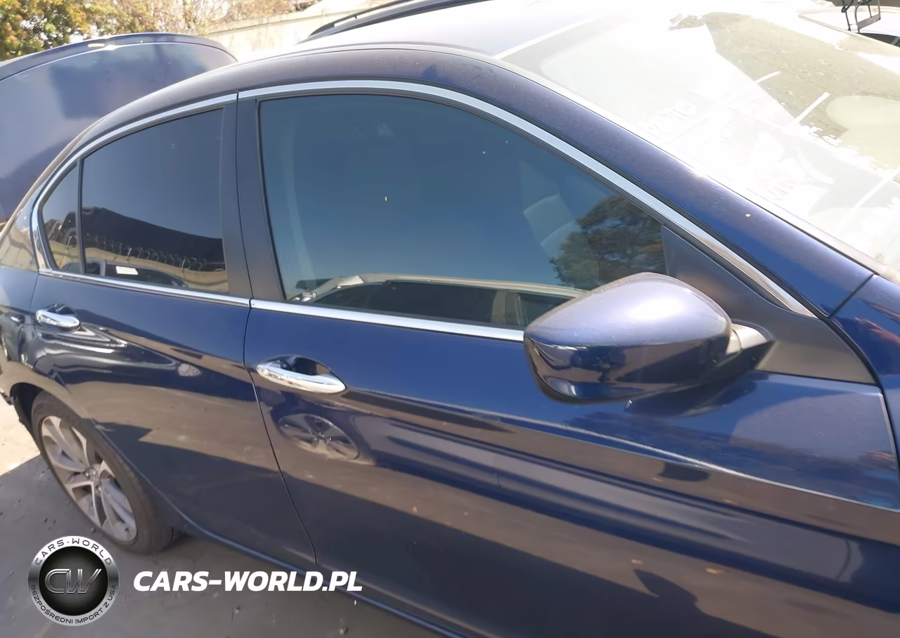 2015 Honda Accord Sport VIN:1HGCR2F50FA251073 - 14