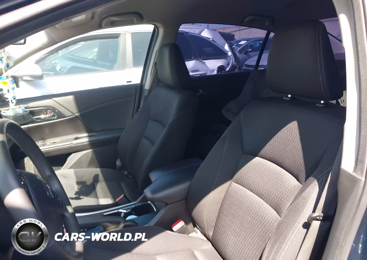 2015 Honda Accord Sport VIN:1HGCR2F50FA251073 - 19