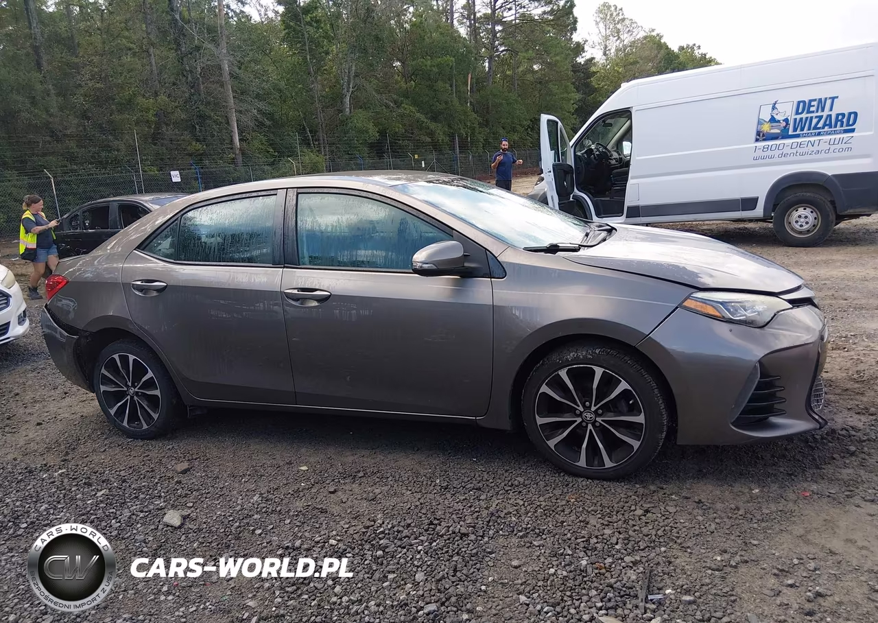 2017 Toyota Corolla Se VIN:2T1BURHE7HC830672 - 13