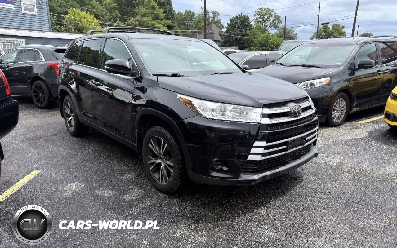 2018 Toyota Highlander Le