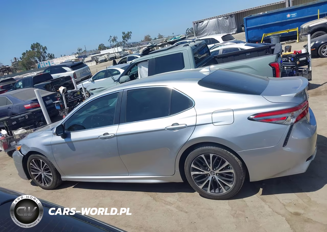 2019 Toyota Camry Se VIN:4T1B11HK9KU739716 - 14