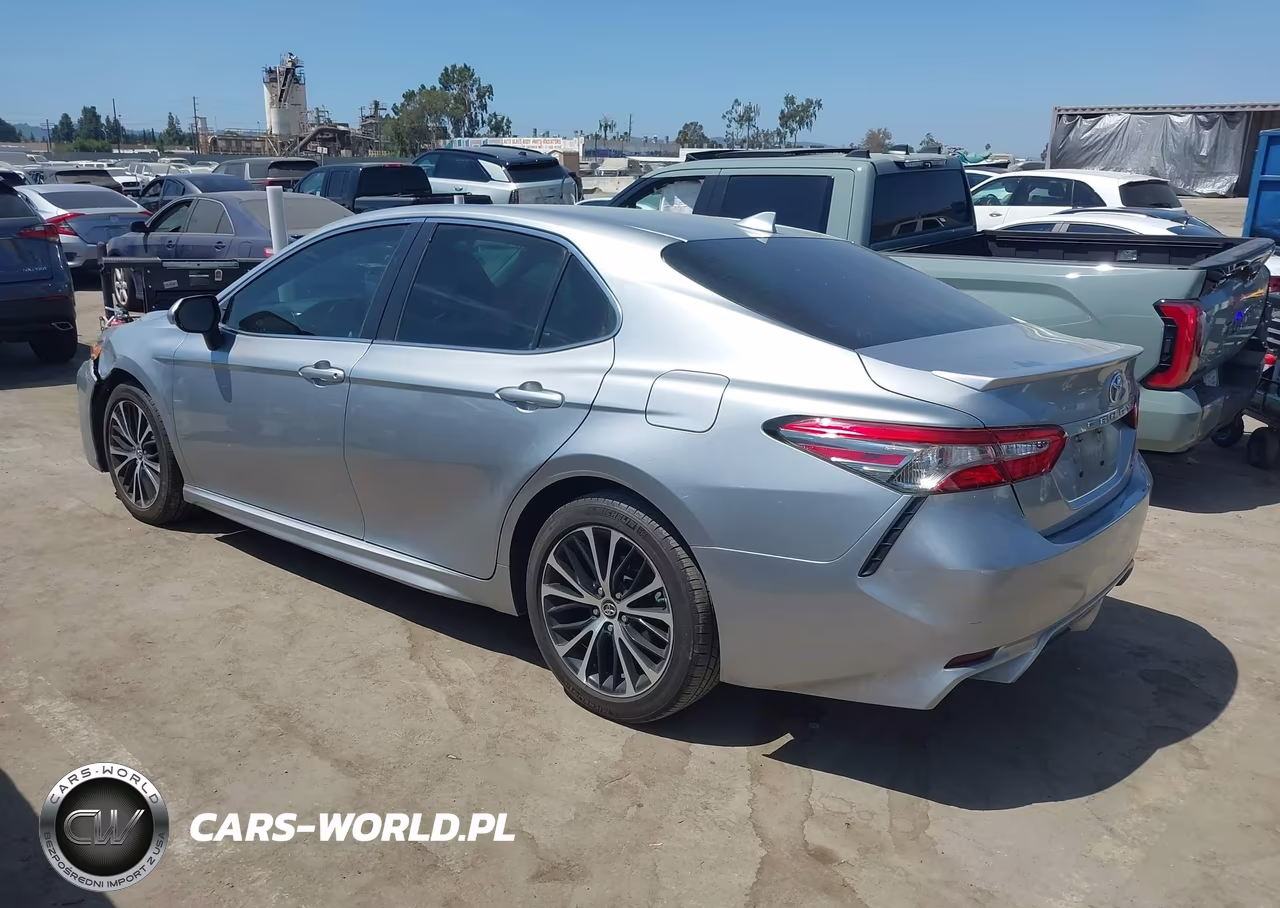 2019 Toyota Camry Se VIN:4T1B11HK9KU739716 - 3