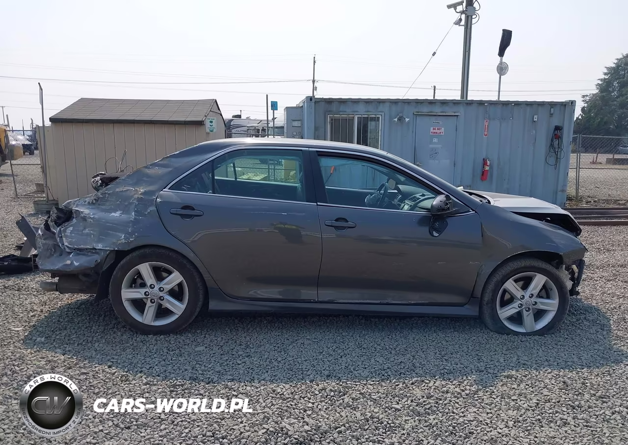 2014 Toyota Camry Se VIN:4T1BF1FK0EU344798 - 14