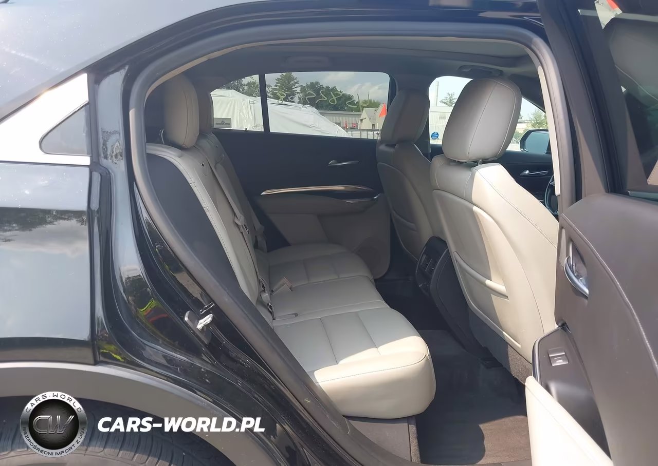 2019 Cadillac Xt4 Luxury VIN:1GYFZBR47KF126965 - 8