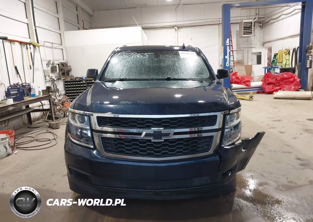 2018 Chevrolet Suburban Ls VIN:1GNSKGEC6JR107976 - 11