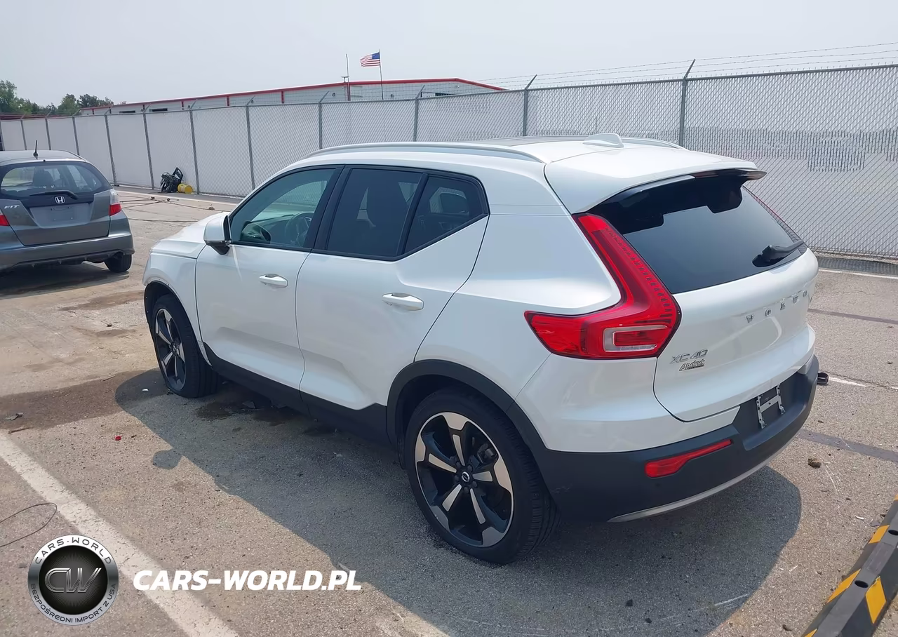 2022 Volvo Xc40 T5 Momentum VIN:YV4162UK5N2652227 - 3